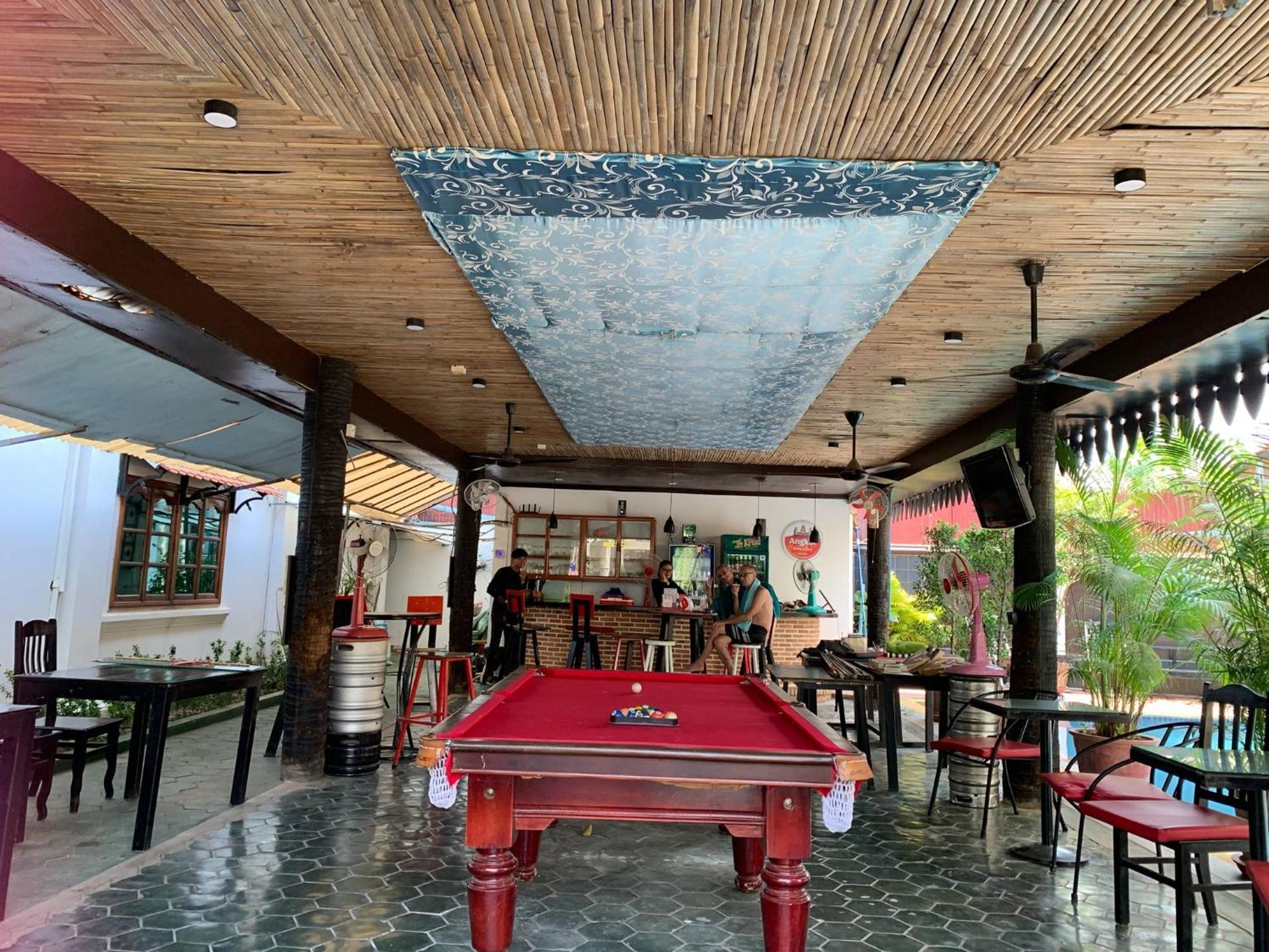 White Monkey Hotel Siem Reap Exterior foto
